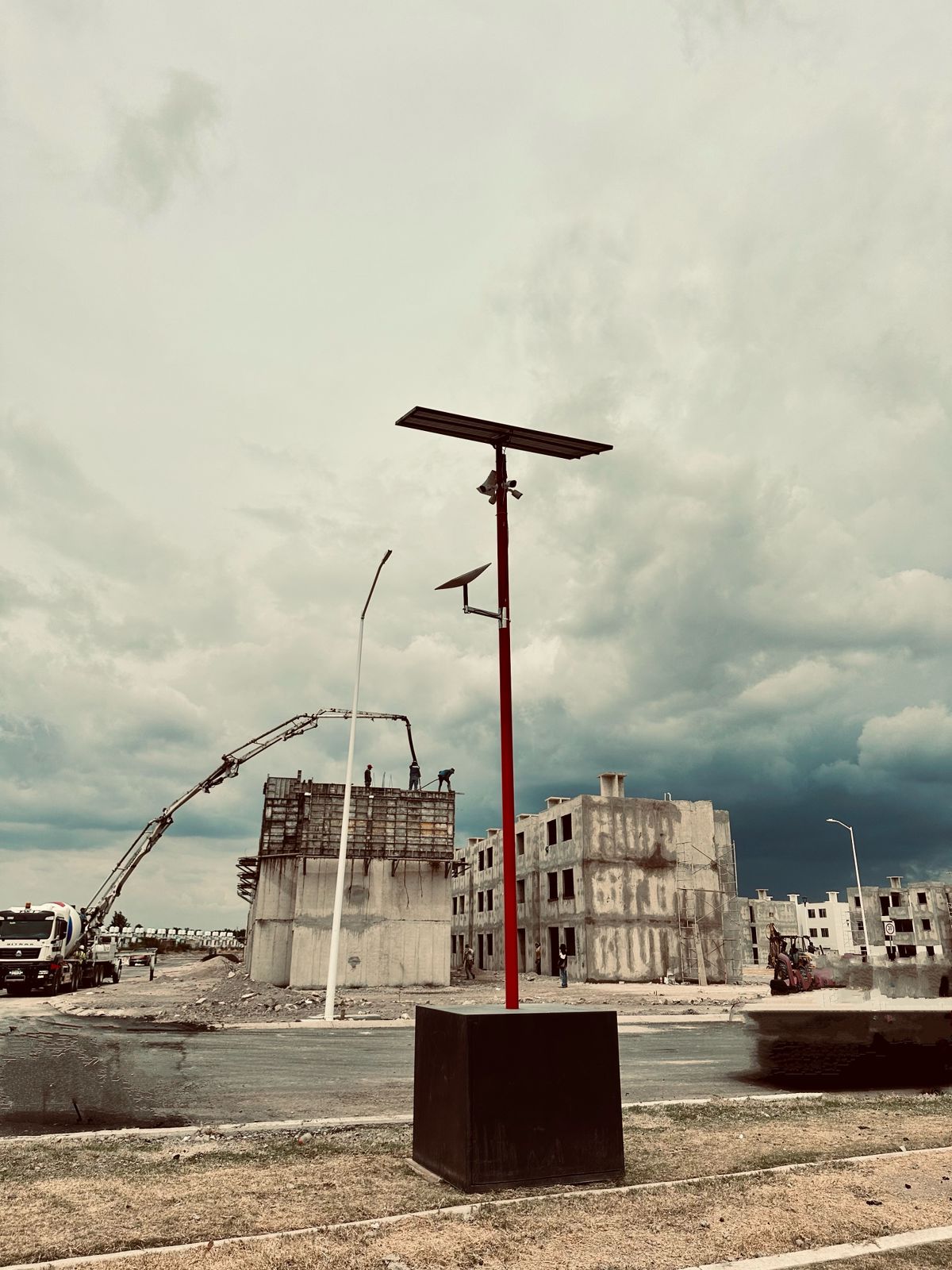 Torre de seguridad Safety Corp operando en desarrollo en construcción